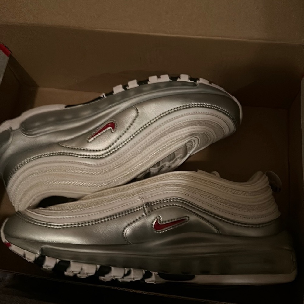 White, sliver , red nike air max